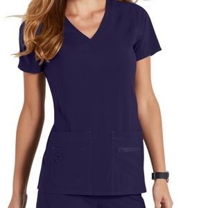 Med Couture Activate Women’s Nursing Scrub Set